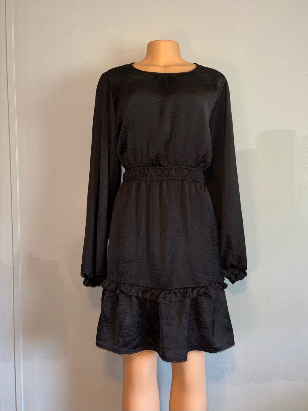 knox rose black dress Long-Sleeve Ruffle Hem Adult size:6US and at our local NPU-Deejay-202530 The Lady of the